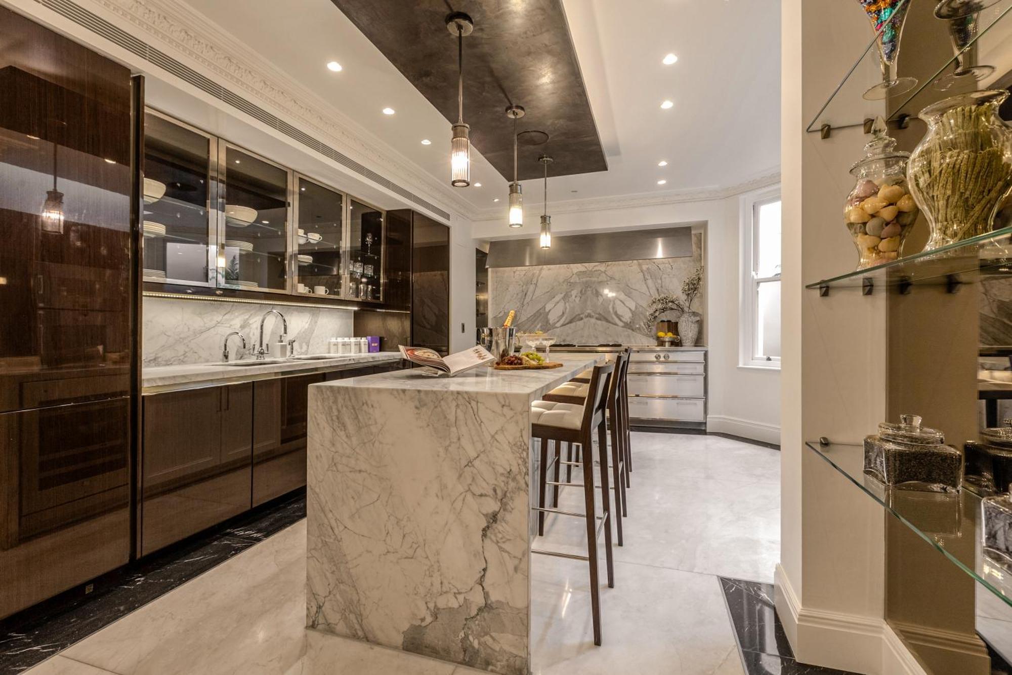 Apartment Exquisite 5br With Outdoor Terrace, Mayfair *