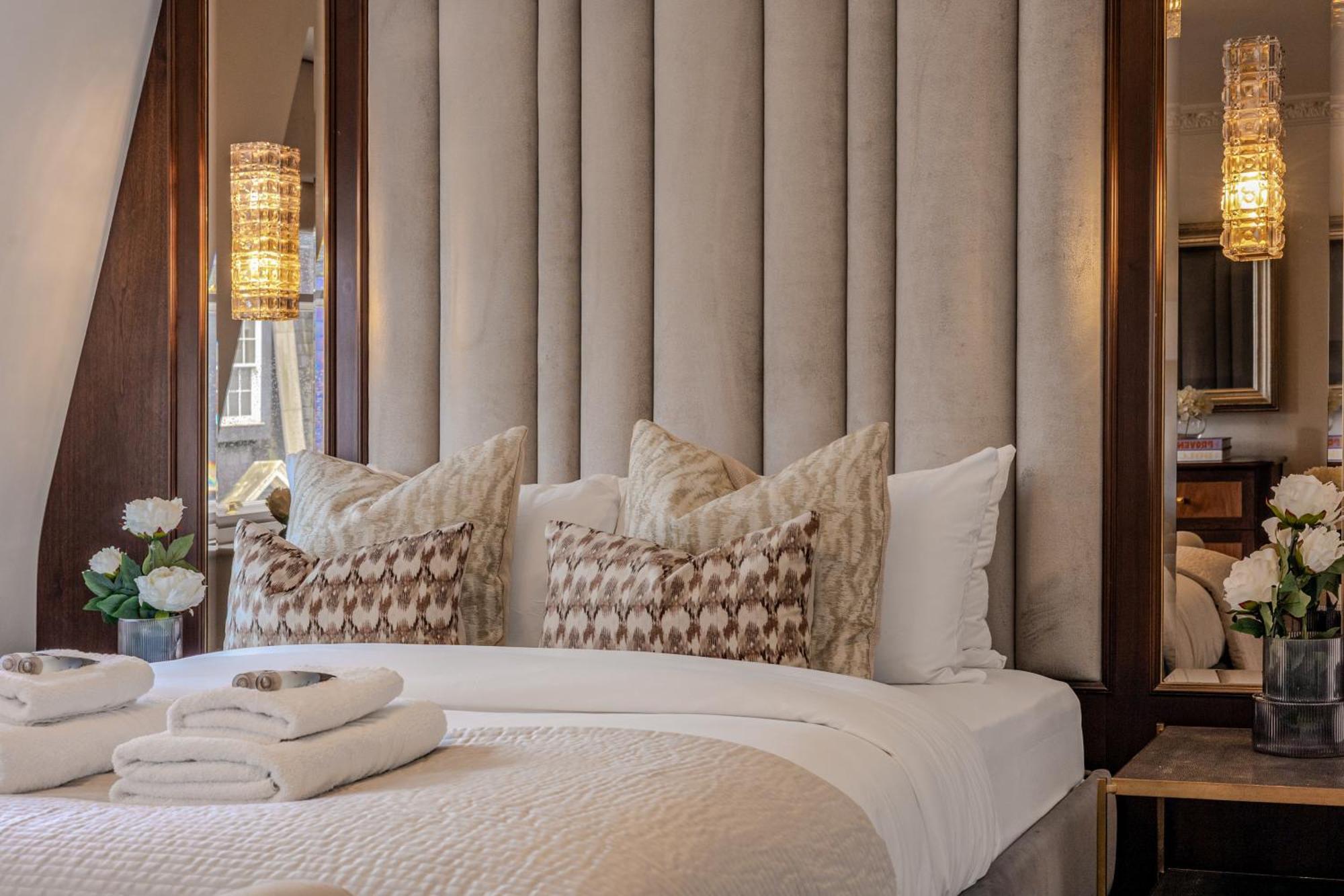 Exquisite 5br With Outdoor Terrace, Mayfair