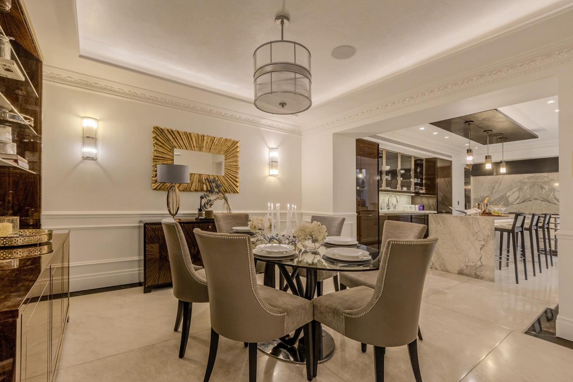 Exquisite 5br With Outdoor Terrace, Mayfair Apartment London